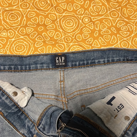 GAP DENIM Rainbow Cutoff 3" Jeans Womens Shorts Size 29R Medium Wash Midrise - Picture 6 of 6